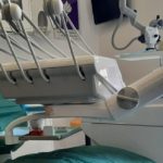 Lombardia, tangenti su protesi e apparecchi dentali "a carico" di ignari pazienti: 5 arresti