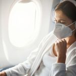 Stop alle mascherine, ma non per tutti: dove decade e dove resta l'obbligo