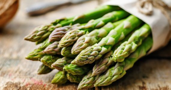 Asparagi: i benefici di un ortaggio dalle molteplici proprietà
