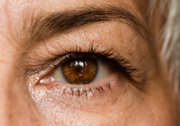 Degenerazione maculare, faricimab migliora la vista con meno iniezioni 
