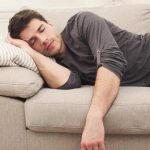Rischio ipertensione e ictus per chi ama i sonnellini: lo studio