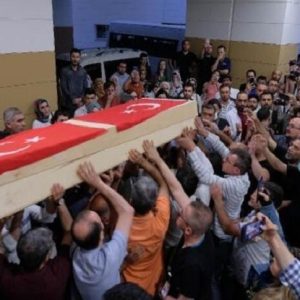 Turchia, cardiologo ucciso da un paziente: sciopero nazionale dei medici