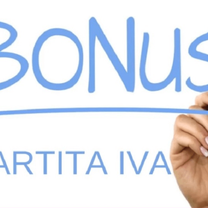 Arrivo il bonus da 200 euro per gli infermieri  in partita IVA: ecco come ottenerlo 