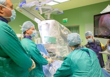 Ernia discale: per la prima volta in Italia, utilizzata una nuova tecnica ultra mininvasiva per la chirurgia della colonna 