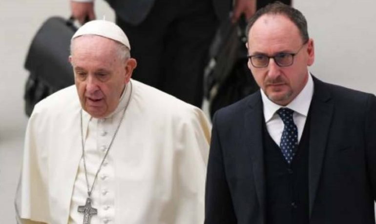 Massimiliano Strappetti nominato assistente personale del papa: prima volta per un infermiere