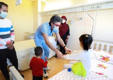 Bologna, bimba di 6 anni liberata da tumore alla testa con tecnica indonasale