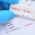 Coronavirus, studio mostra la scarsa efficacia dei test antigenici: falsi negfativi più frequenti