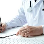 Rimini, false diagnosi di malattia per giustificare le assenze dal lavoro: nei guai una docente e due medici