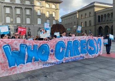 Svizzera, infermieri in piazza per protestare contro le condizioni di lavoro