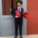Il dott. Ricci presenta la tesi dal titolo "Ascoltare le emozioni. Il vissuto esperienziale della persona come strumento di miglioramento della qualità assistenziale in Terapia Intensiva" 1