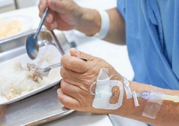 Malnutrizione in oncologia: da Fnopi e Aiom un position paper sul ruolo dell'infermiere