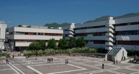 Esami truccati e false lauree in Medicina all'Università di Salerno: chiesto rinvio a giudizio per 43 persone