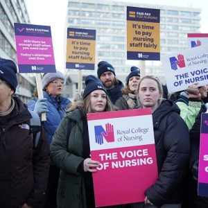 Gran Bretagna, è scontro totale tra infermieri e Governo: proposta una legge anti-sciopero