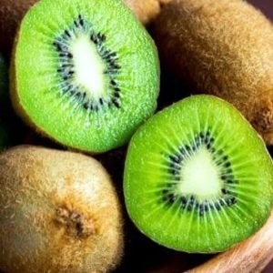 Kiwi: un frutto dai tanti effetti benefici (ma non per tutti)