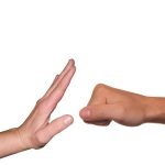 Sanità. Aggressioni a medici, infermieri e Oss: il ridicolo balletto della politica