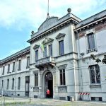 Vigevano (Pavia), uomo ferisce infermiere con un paio di forbici