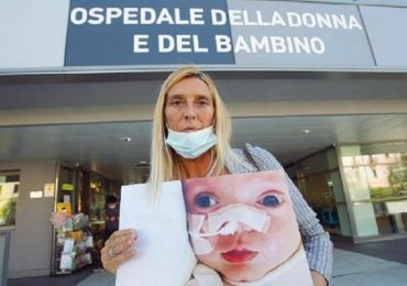 Citrobacter a Verona, accuse confermate solo per due casi di contagio. Protestano i genitori degli altri bimbi