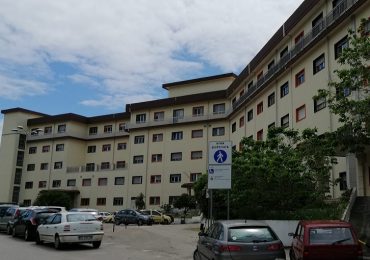 Effettuava visite in nero nel suo studio: ginecologo in pensione dell'ospedale di Corato (Bari) dovrà restituire 185mila euro all'Asl