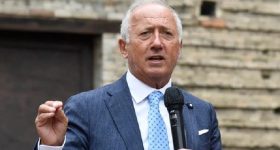Marche, Saltamartini annuncia vie legali dopo le accuse di sessismo