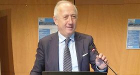 Marche, Saltamartini: "Quale uomo non ha amato un'infermiera?". Assessore nella bufera per una battuta infelice