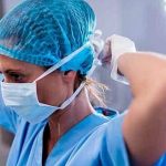 Mascherine, da maggio stop all'obbligo in ospedali e Rsa