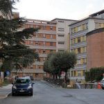 Terni, AO Santa Maria cerca 10 oss. L'avviso: "Costo del lavoro: 194mila euro"