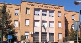 "All'AO di Cosenza mancano gli oss e noi siamo demansionati": lettera-sfogo di un'infermiera "stanca"