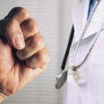 Fnomceo: "Violenza contro i medici è emergenza nazionali. Subito misure urgenti"