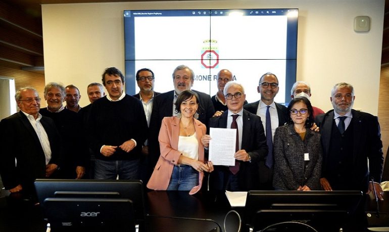 Sanità Puglia, sottoscritto l'accordo Regione-sindacati