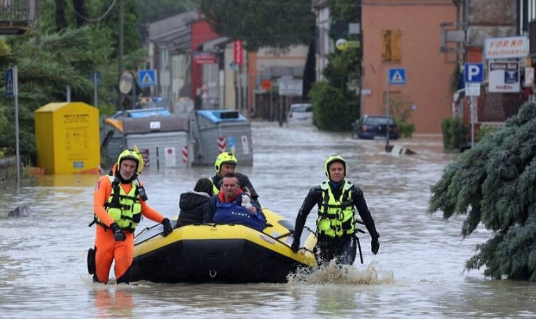 Decreto Alluvione: indennità e bonus Ecm per chi è intervenuto nell'emergenza