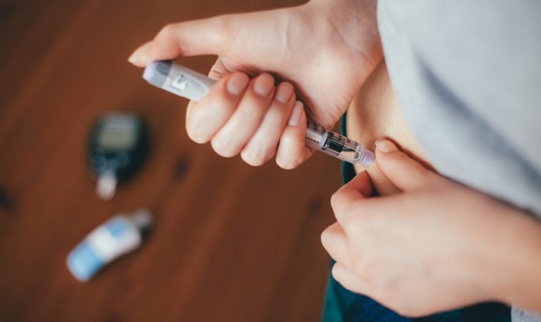 Diabete, la svolta dell'insulina icodec: una sola iniezione a settimana