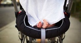 "Lenzuolo sul passeggino? Come accendere un forno"