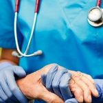 Revocano assistenza infermieristica domiciliare a paziente "antipatica": sospesi 2 dirigenti dell'Asl Na3 Sud