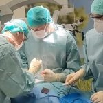 Chirurgia vertebrale, eccezionale intervento con realtà aumentata eseguito a Parma