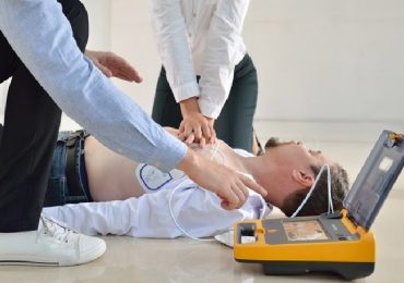 Defibrillatore: tipologie, funzionamento e voltaggio