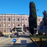 Psichiatria nel caos a Lanciano: botte a due infermieri. Uno è stato anche morso
