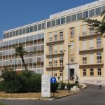 "Ti faccio saltare la coda": primario dell'Oncologico di Bari arrestato in flagranza