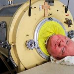 Da oltre 70 anni in un polmone d'acciaio: l'incredibile storia di Paul Alexander