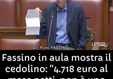 Fassino (PD) sventola cedolino: "4718€ non è stipendio d’oro!"