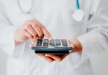 "Nuovo" contratto medici, le previsioni: fino a 290 euro mensili in più e fino a 10mila di arretrati
