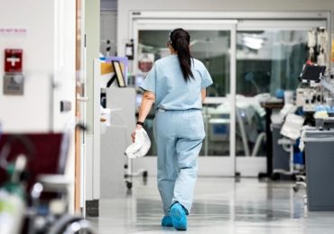 Nursing Up: "Aumentano i posti ai test di Medicina, ma a mancare sono infermieri e ostetriche"