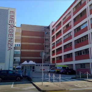 "Radiografia del collo dell'utero": Diagnosi grottesche dei medici argentini nei pronto soccorso del Friuli