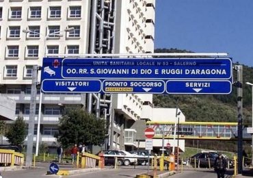 Salerno, "L'infermiere non fu discriminato perché omosessuale": scagionati medico e caposala