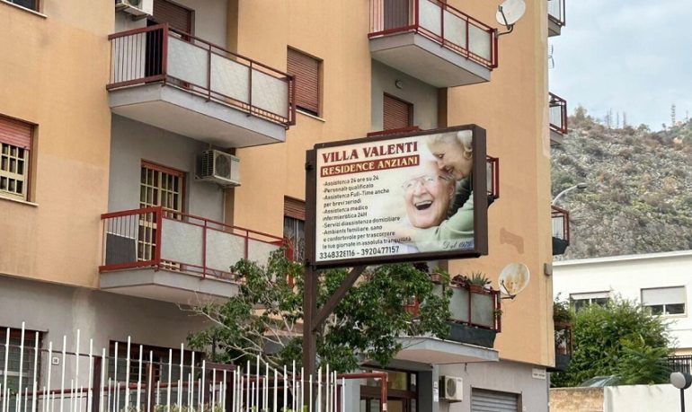 Anziani abbandonati e dipendenti sfruttati: nei guai i gestori di una comunità alloggio a Palermo