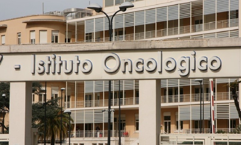 Furti all'Oncologico di Bari, gli infermieri indagati: "Spettacolarizzati come Riina"