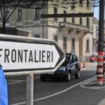 Incentivi a medici e infermieri di confine, è polemica sulla "tassa" per i frontalieri