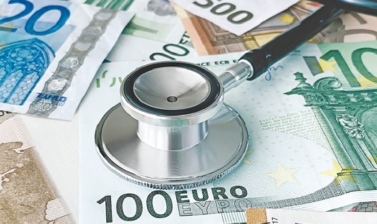 Medici a gettone: oltre 27 milioni di spesa annua in Lombardia. Bergamo al primo posto