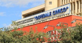 Oss picchiato da due parenti di un paziente al Civico di Palermo