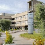 Pretende il ricovero di un parente e picchia un oss: paura all'ospedale di Cerignola (Foggia)