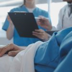 Lombardia, stop a medici e infermieri gettonisti